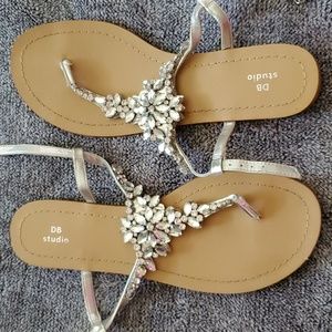 David Bridals size 8W sandals